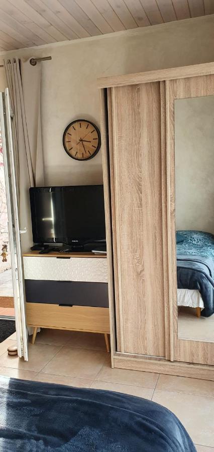 Studio Cosy Avec Grande Terrasse Au Calme Villa Saint-Cyr-sur-Mer Eksteriør bilde